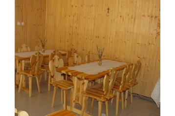 Poljska Privát Jabłonka, Eksterijer